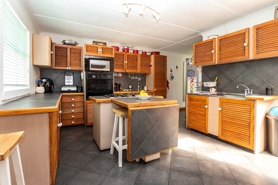 3 Bedroom Property for Sale in Portlands Western Cape